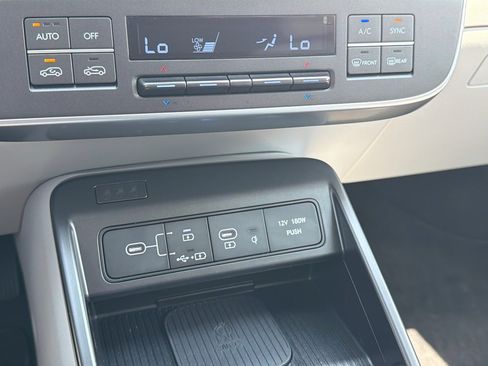 Used 2024 Hyundai Kona SEL w/ Convenience Package AWD/4WD image 24