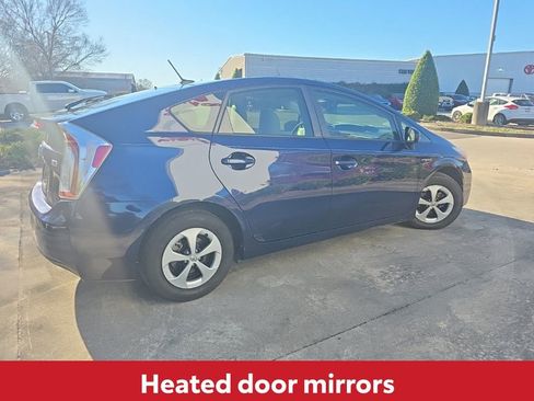 Used 2013 Toyota Prius Four image 9