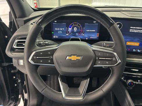 New 2026 Chevrolet Traverse High Country FWD image 24