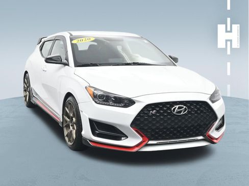 Used 2020 Hyundai Veloster N w/ Performance Package FWD image 3