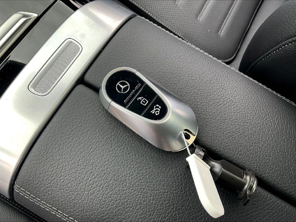 Used 2026 Mercedes-Benz C 43 AMG 4MATIC Sedan image 37
