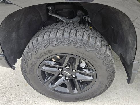 Used 2024 Chevrolet Silverado 1500 Custom Trail Boss image 10