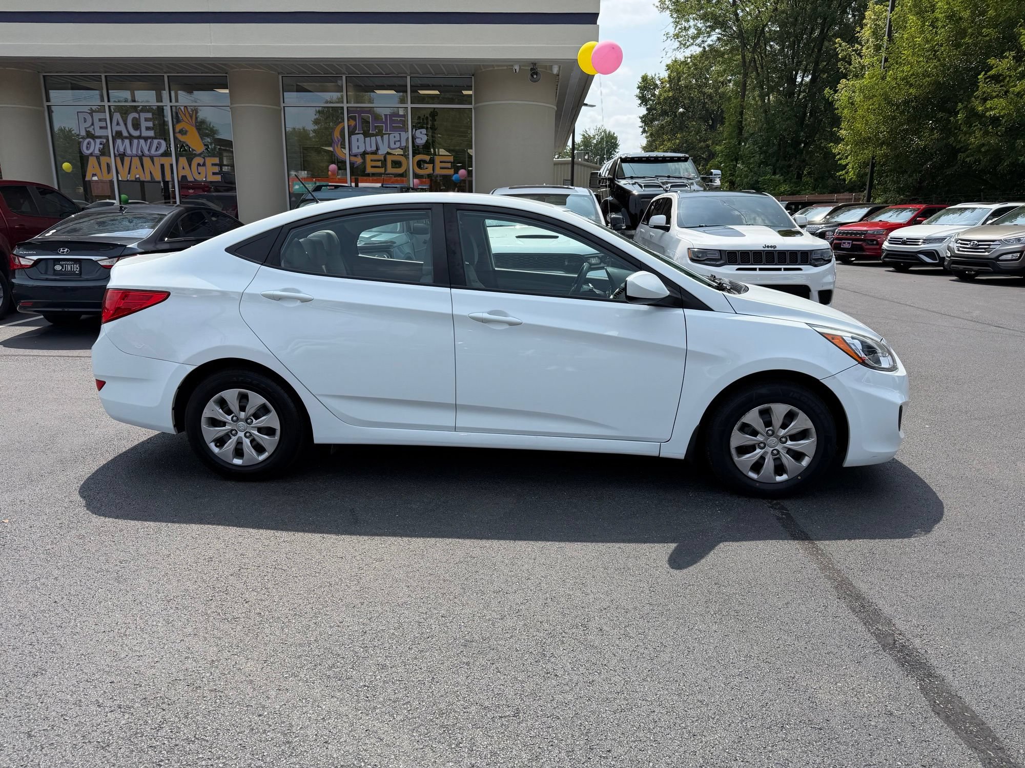 Used 2017 Hyundai Accent SE FWD image 7