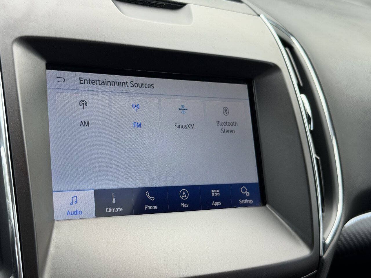 Used 2020 Ford Edge Titanium w/ Equipment Group 301A AWD/4WD image 39