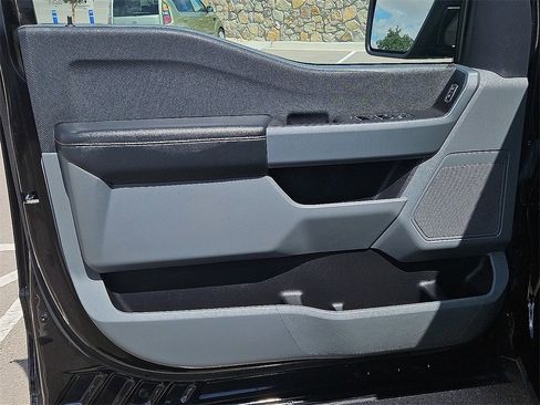 Used 2023 Ford F150 XLT image 18