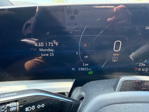Certified 2024 Cadillac Lyriq Luxury AWD/4WD image 13