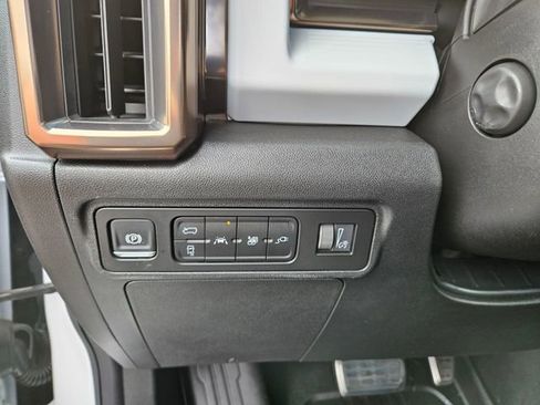 Used 2025 GMC Hummer EV 3X w/ LPO, Sport Package AWD/4WD image 32