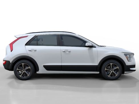 New 2026 Kia Niro EX FWD image 7
