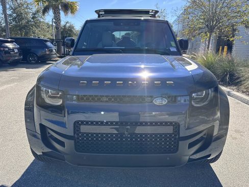 Certified 2026 Land Rover Defender 110 OCTA image 8