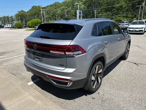 New 2025 Volkswagen Atlas Cross Sport SE image 7