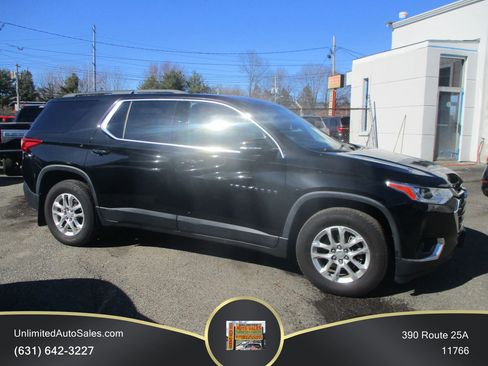 Used 2021 Chevrolet Traverse LT AWD/4WD image 4