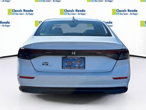 Certified 2024 Honda Accord LX image 7
