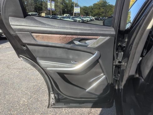 Used 2023 Jaguar F-PACE S image 37