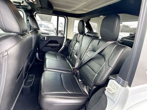 Used 2023 Jeep Wrangler Unlimited Sahara w/ Cold Weather Group image 24