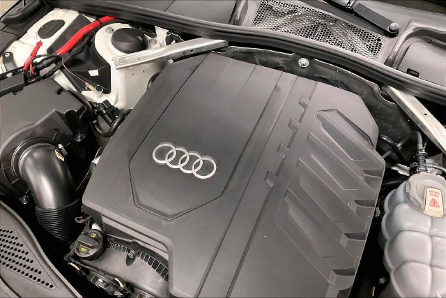Used 2021 Audi A4 2.0T Premium Plus w/ Premium Plus Package AWD/4WD image 35