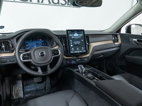 New 2026 Volvo XC60 B5 Core w/ Climate Package image 16