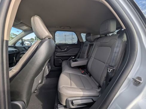 New 2026 Lincoln Corsair Premiere image 30