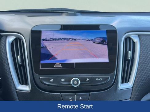 Used 2024 Chevrolet Malibu LT FWD image 11