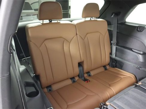 Certified 2025 Audi Q7 3.0T Premium Plus w/ Premium Plus Package image 24