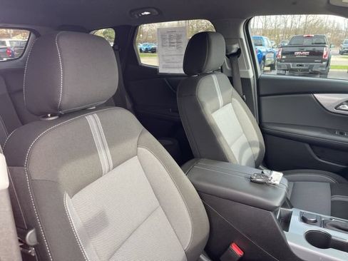Used 2024 Chevrolet Blazer LT w/ Convenience Package FWD image 33