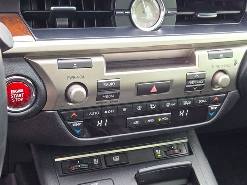 Used 2013 Lexus ES 350 w/ Luxury Pkg image 25