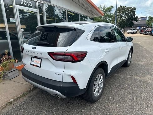 Used 2024 Ford Escape Active w/ Tech Pack #1 AWD/4WD image 7