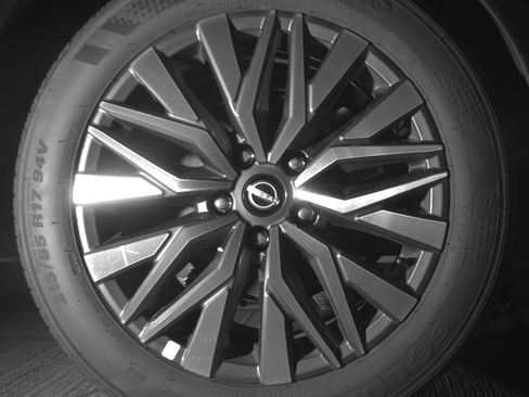 Used 2025 Nissan Altima 2.5 SV image 15