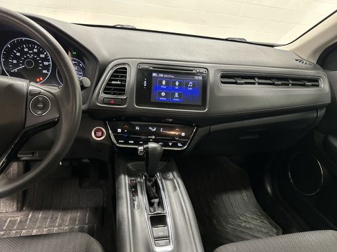Used 2016 Honda HR-V EX image 30
