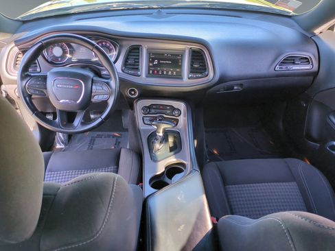 Used 2023 Dodge Challenger SXT image 19