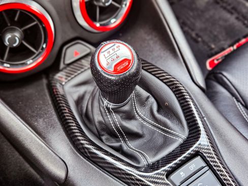 Used 2019 Chevrolet Camaro SS image 32