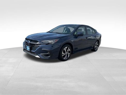 Used 2025 Subaru Legacy Premium AWD/4WD image 4