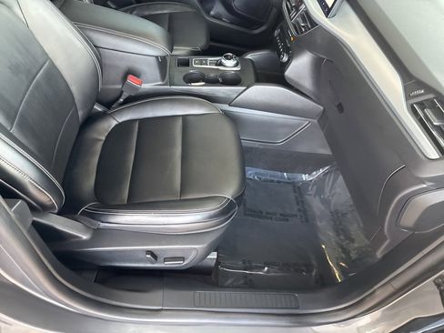 Used 2024 Ford Escape Platinum image 32