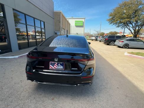 Used 2023 Honda Accord Sport image 7