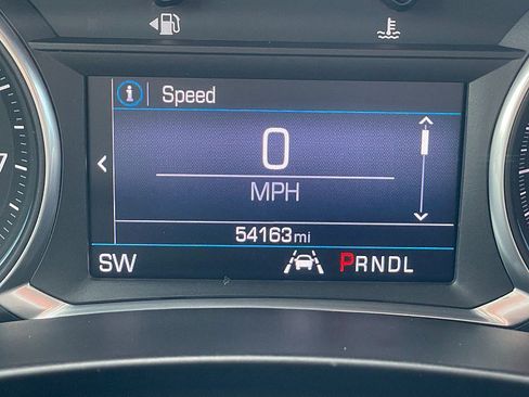 Used 2020 Chevrolet Equinox LT image 17