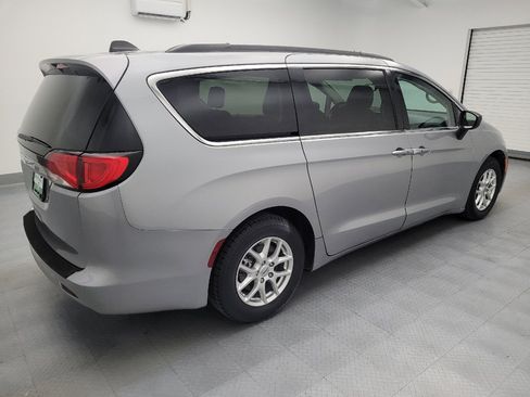 Used 2021 Chrysler Voyager Lxi FWD image 10