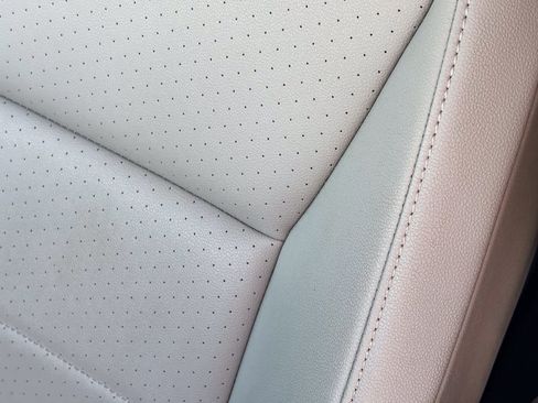 Used 2021 Volkswagen Tiguan SE R-Line image 48