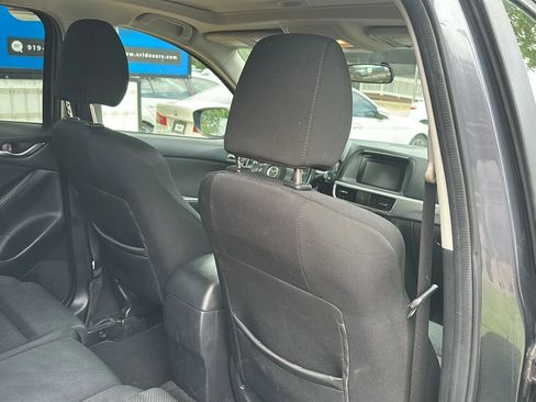 Used 2016 MAZDA CX-5 Touring w/ Bose/Moonroof Package FWD image 18