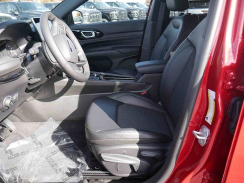 New 2026 Jeep Compass Latitude AWD/4WD image 28