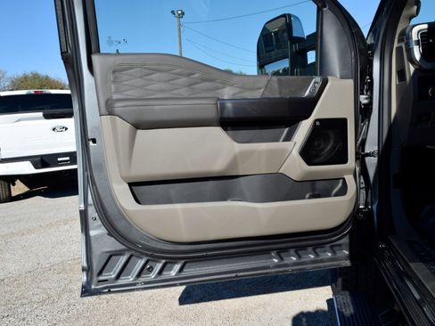 New 2026 Ford F350 Platinum w/ Platinum Plus Package image 19