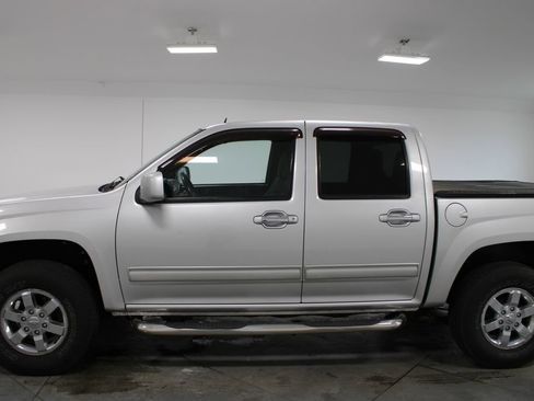 Used 2010 Chevrolet Colorado LT AWD/4WD image 6