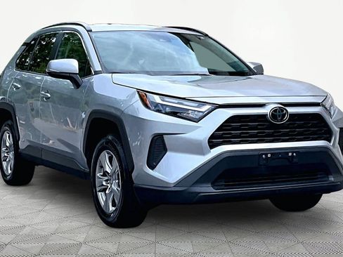 Certified 2025 Toyota RAV4 LE AWD/4WD image 3
