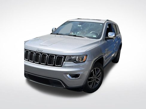 Used 2020 Jeep Grand Cherokee Limited RWD image 4