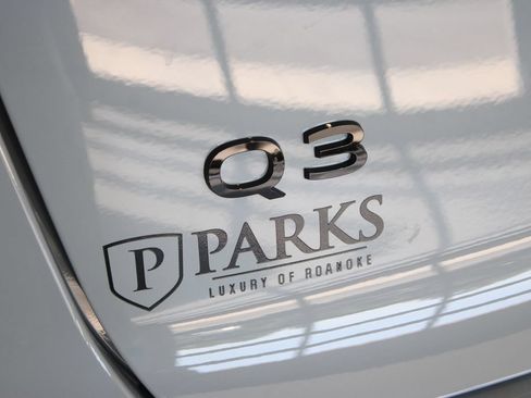New 2026 Audi Q3 quattro 2.0T AWD/4WD image 34