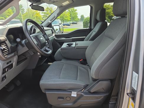 Used 2025 Ford F150 XLT w/ Equipment Group 301A Standard AWD/4WD image 5
