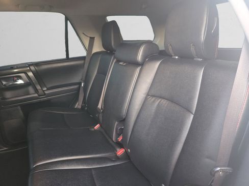 Used 2020 Toyota 4Runner Venture image 14