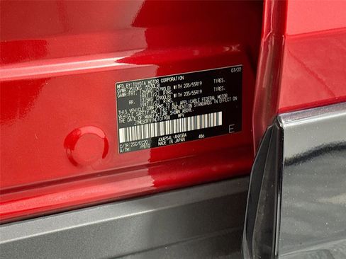 Used 2022 Toyota RAV4 XSE AWD/4WD image 37