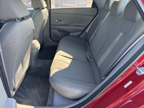 Certified 2023 Hyundai Elantra SEL w/ Convenience Package image 23