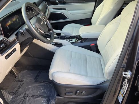 Used 2025 Kia Telluride SX Prestige AWD/4WD image 11