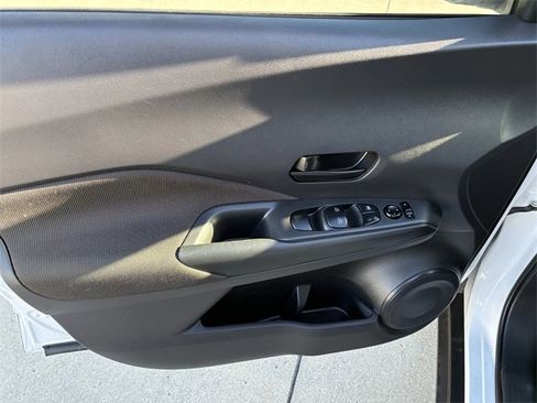 Used 2019 Nissan Kicks S w/ Exterior Electronics Package image 19