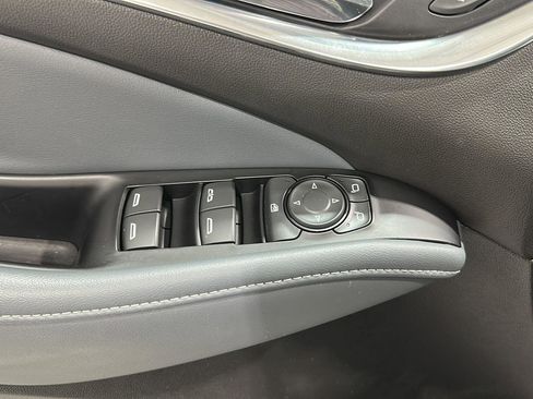 Used 2023 Buick Enclave Essence w/ Experience Buick Package image 20